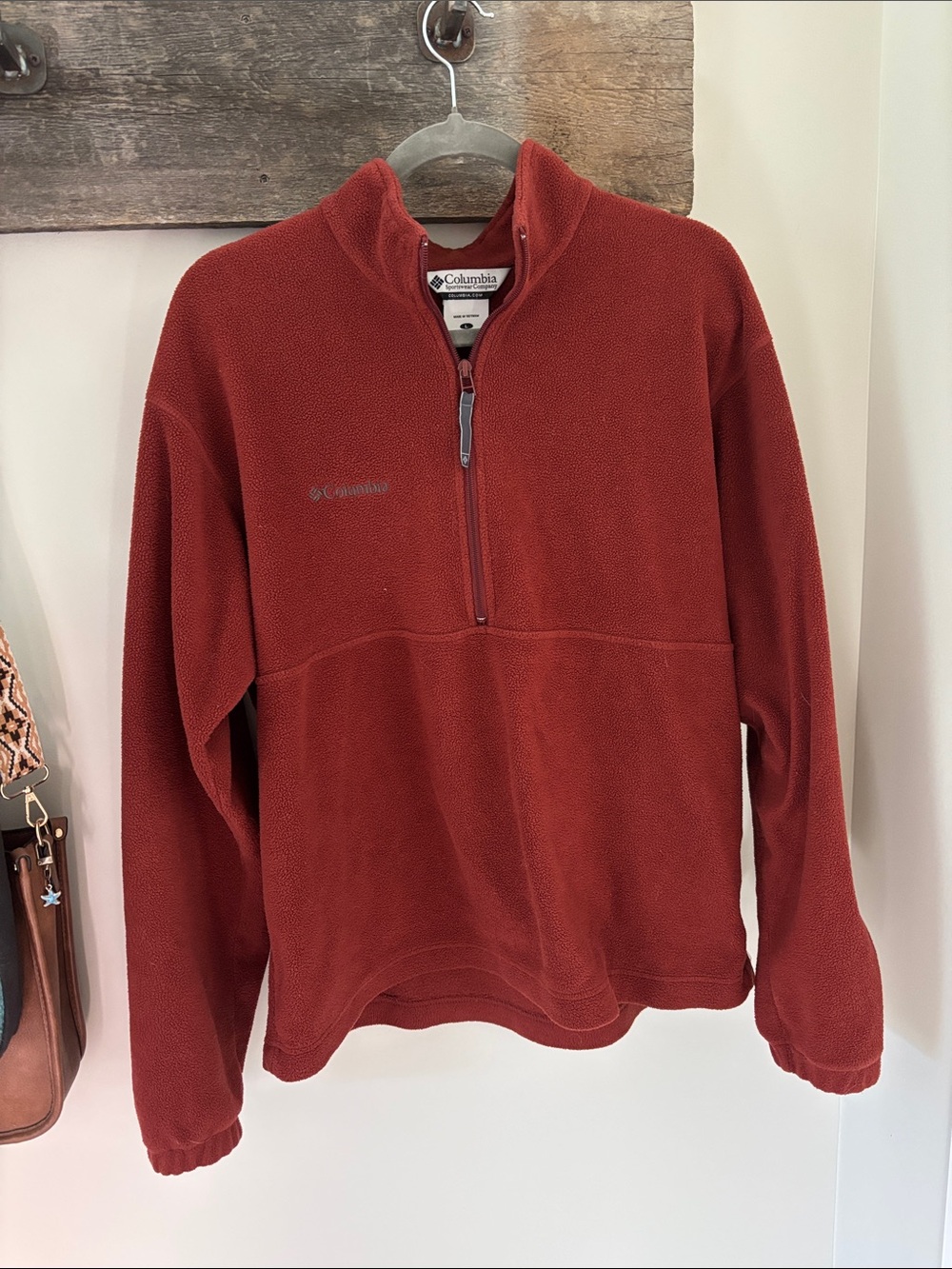 Columbia pull over